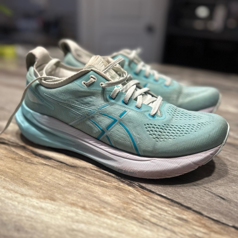 ASICS Women's Gel Kayano